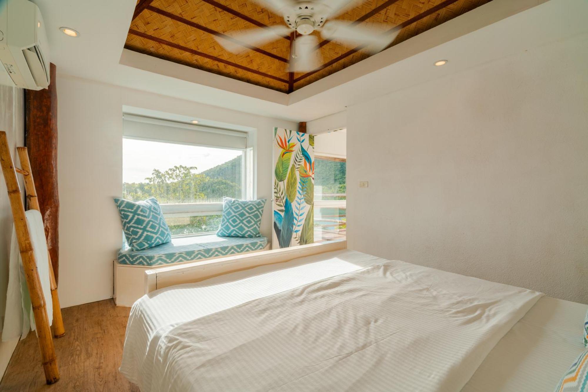 Marina Del Sol Resort & Yacht Club 부수안가 객실 사진